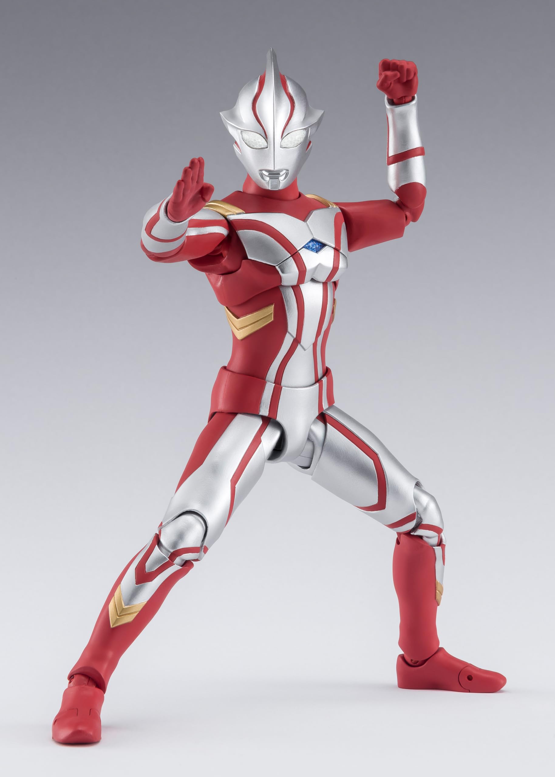 Amazon.co.jp: TAMASHII NATIONS S.H.フィギュアーツ ウルトラマン